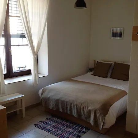 De L'hotel De 3*