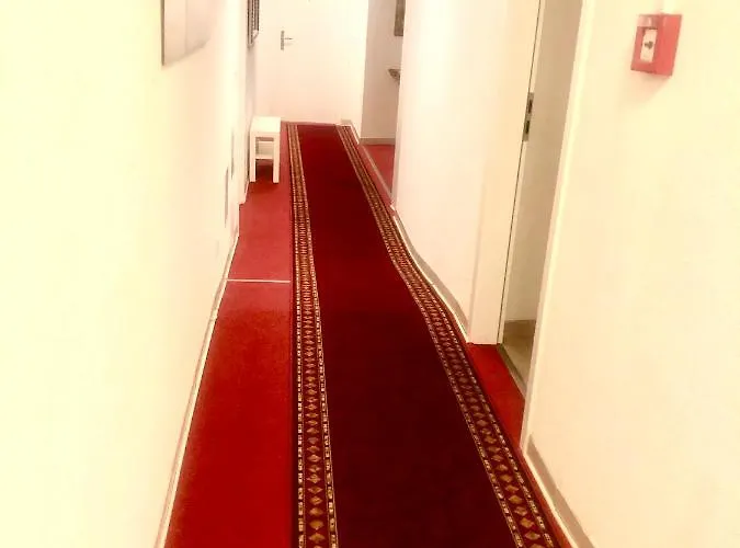 De L'hotel De Aparthotel 3*